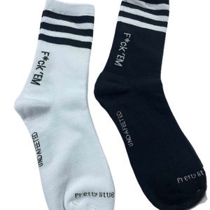 Calf-high knit stretch cotton-blend socks. UNDAFEETED logo